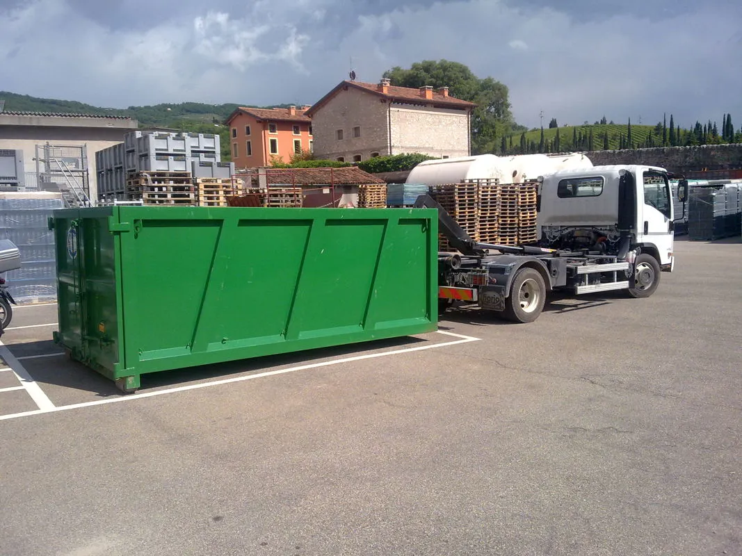 Noleggio cassoni e navette